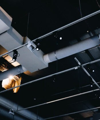 Commercial Kitchen Ventilation Design: Preventing Thermal and Air Hazards