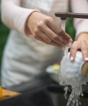 Commercial Dishwasher Safety: High-Temperature Sanitation Standards